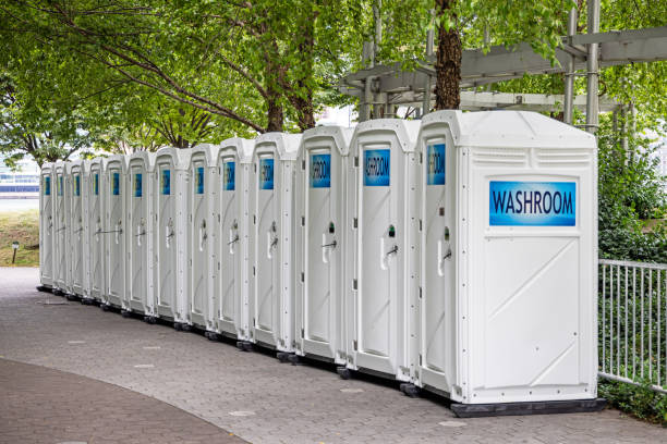 Best Emergency porta potty rental  in Hayward, WI