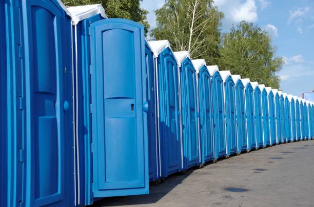 Best Construction site porta potty rental  in Hayward, WI